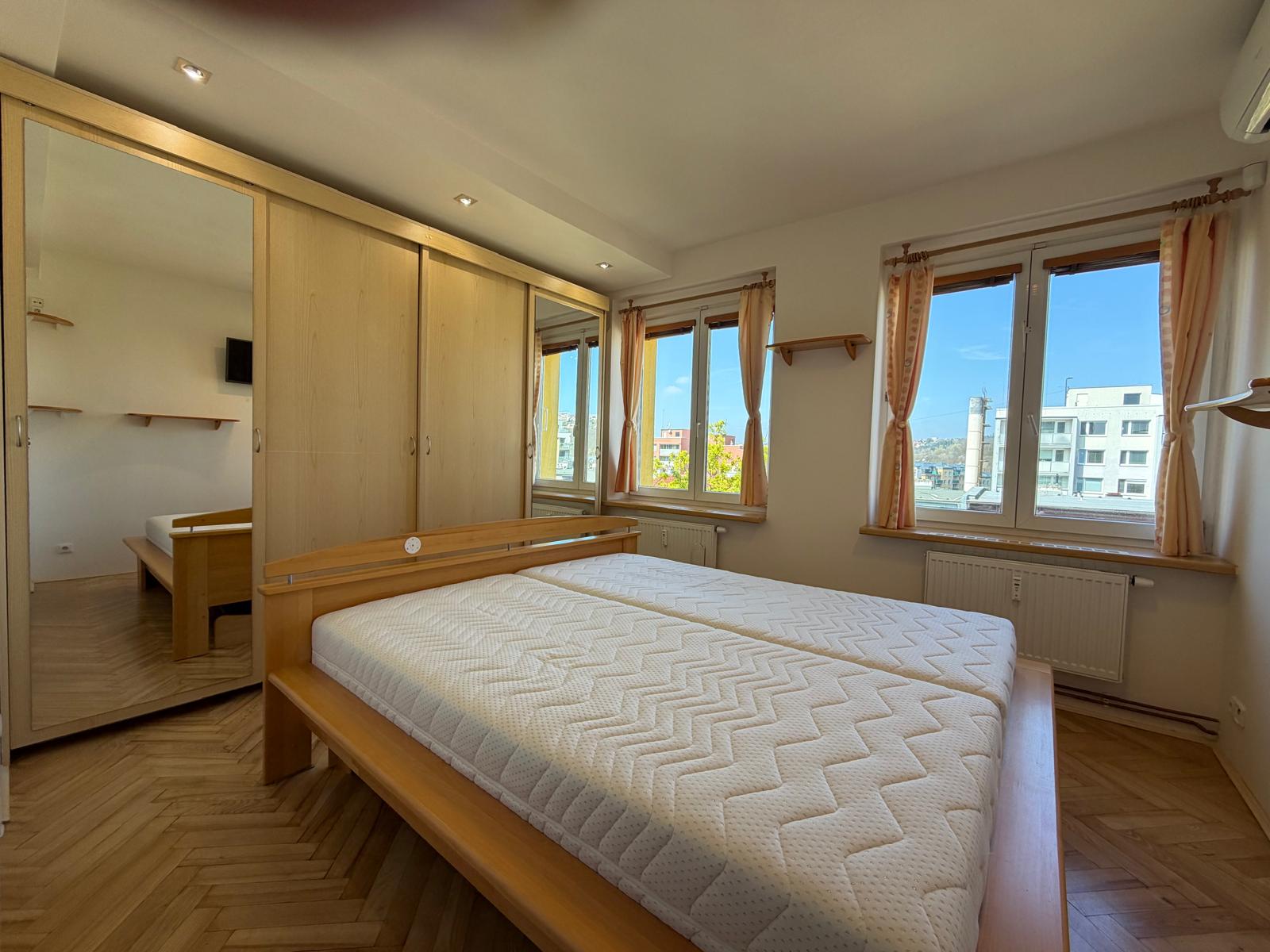 Ložnice — hlavní foto